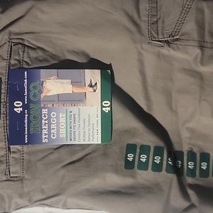 Iron co. Stretch cargo shorts NWT